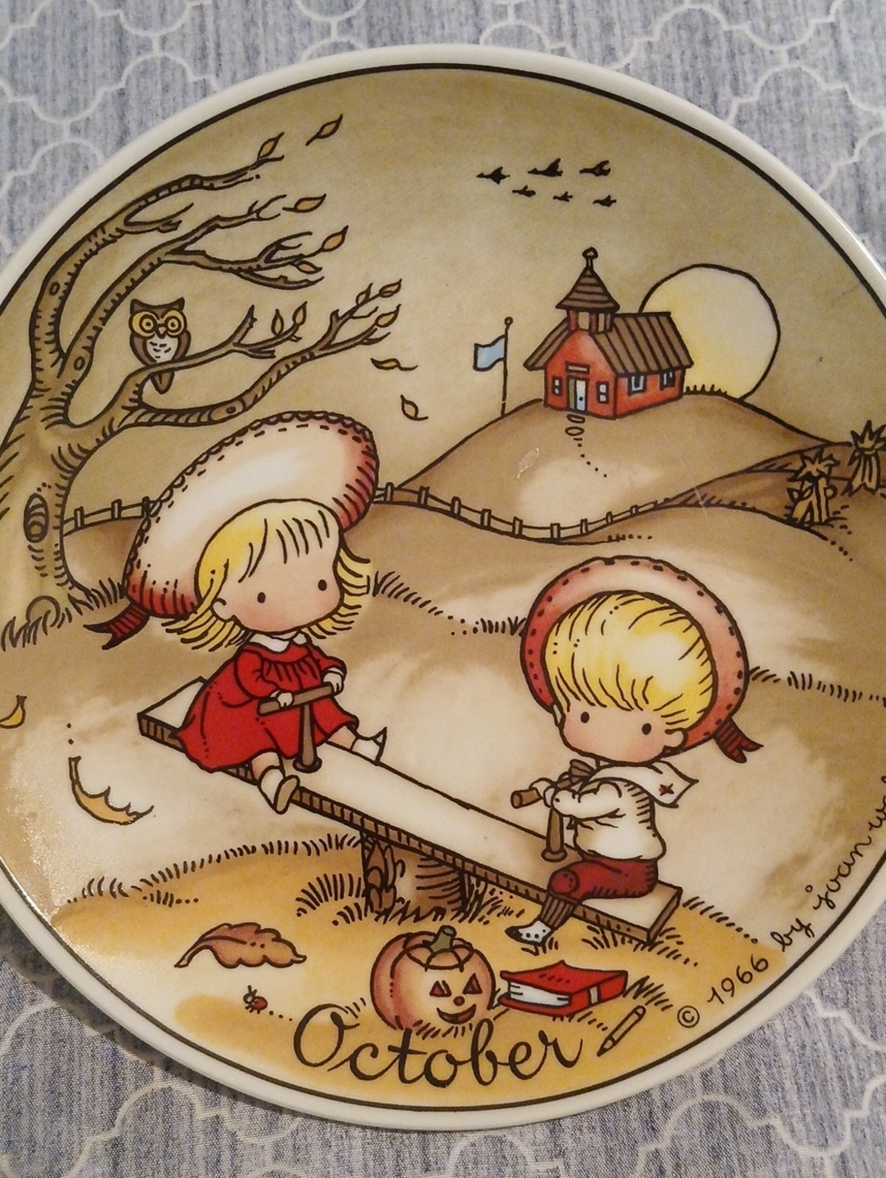 October Decorative Wall Plate - Vintage Style Home Art